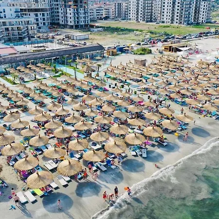 Beach Land 3 Apartament *